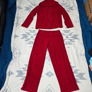 Red fleece jacket and pants set women juniors  s/m